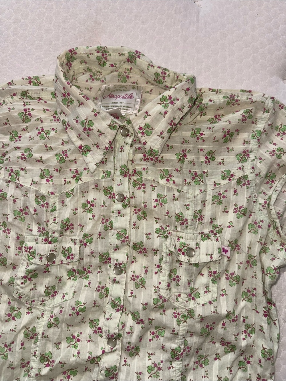 65. Women's Green Floral Button-Up Shirt - Lightweight Short Sleeve - Picture 3 of 5